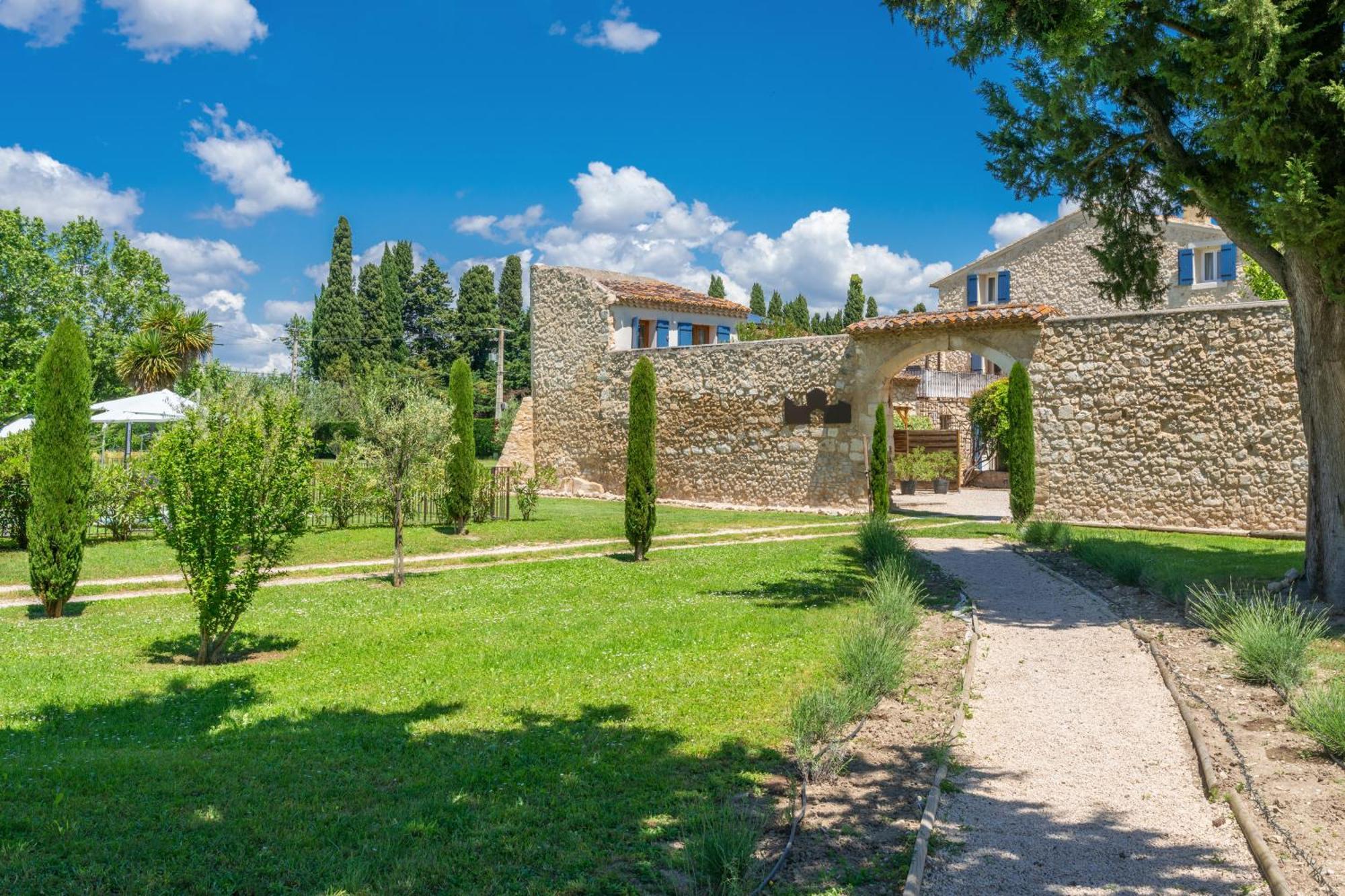 De La Vincane Pernes-les-Fontaines